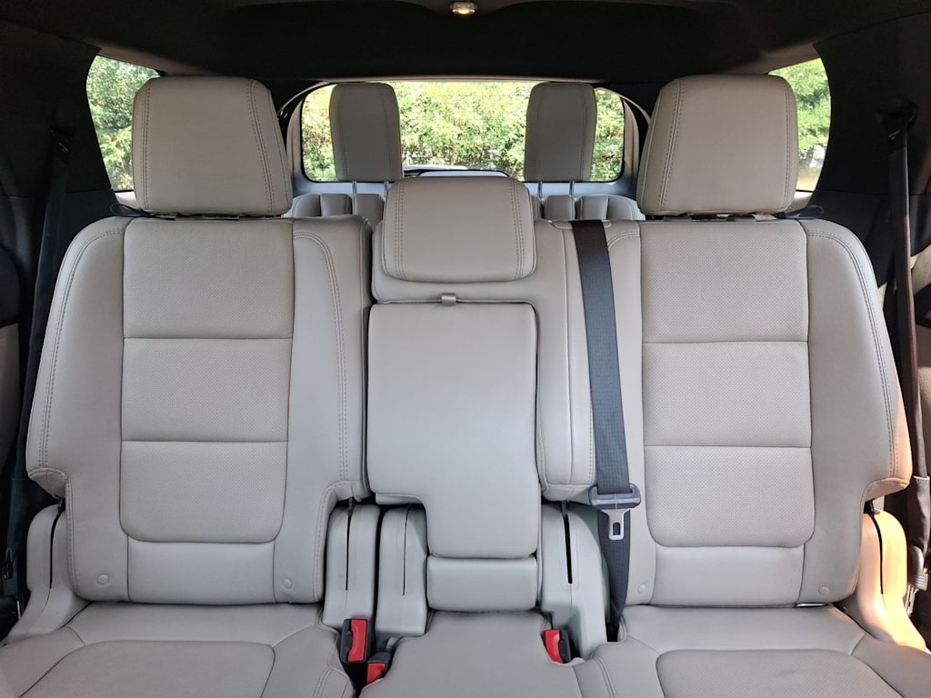 Thumbnail: 2015 Ford Explorer - 22
