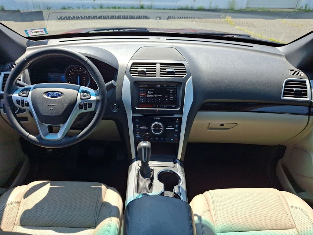 Thumbnail: 2015 Ford Explorer - 2