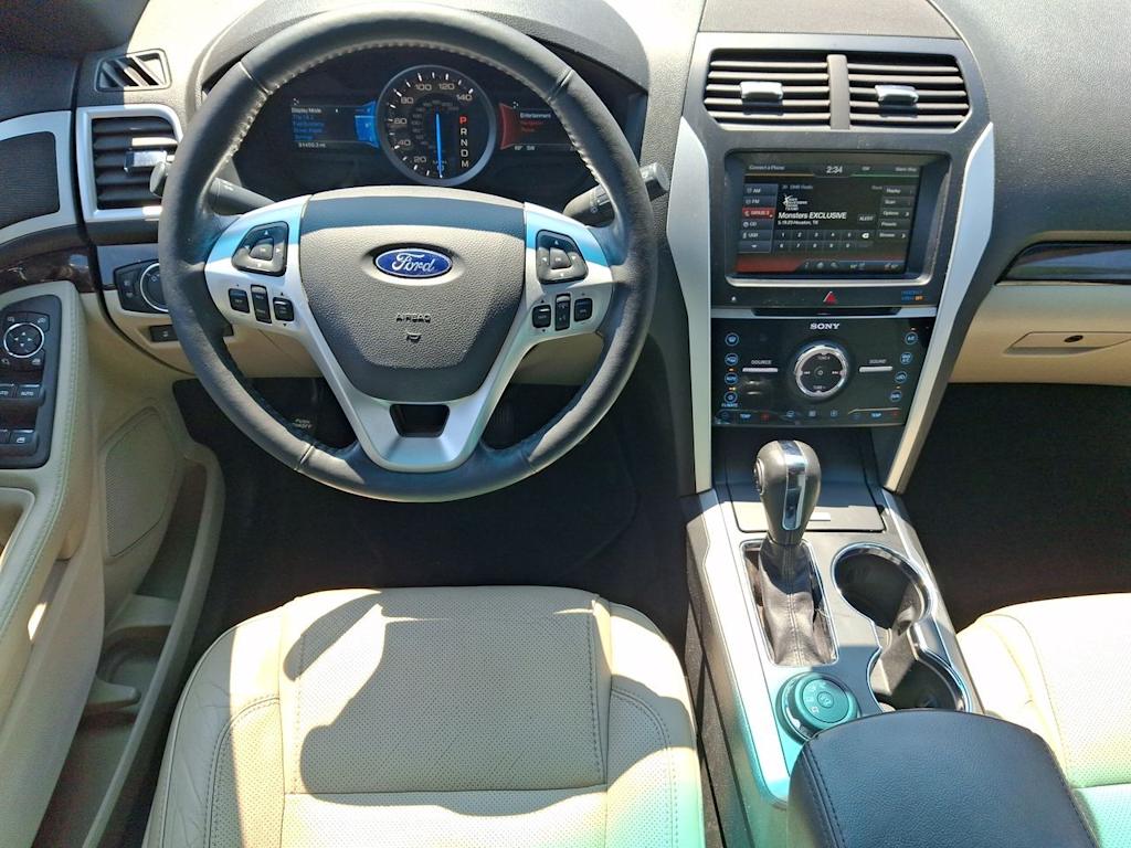 Thumbnail: 2015 Ford Explorer - 29