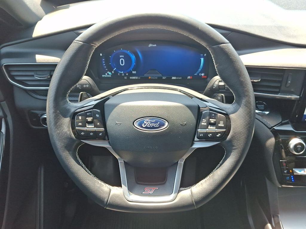 Thumbnail: 2023 Ford Explorer - 11