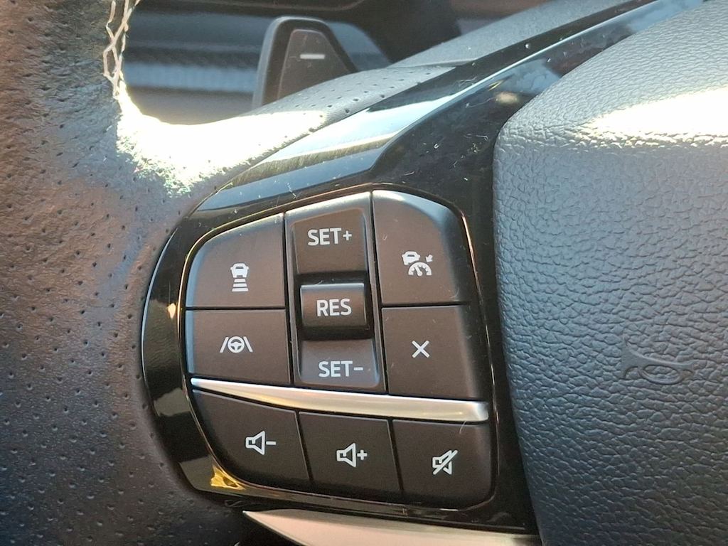 Thumbnail: 2023 Ford Explorer - 25