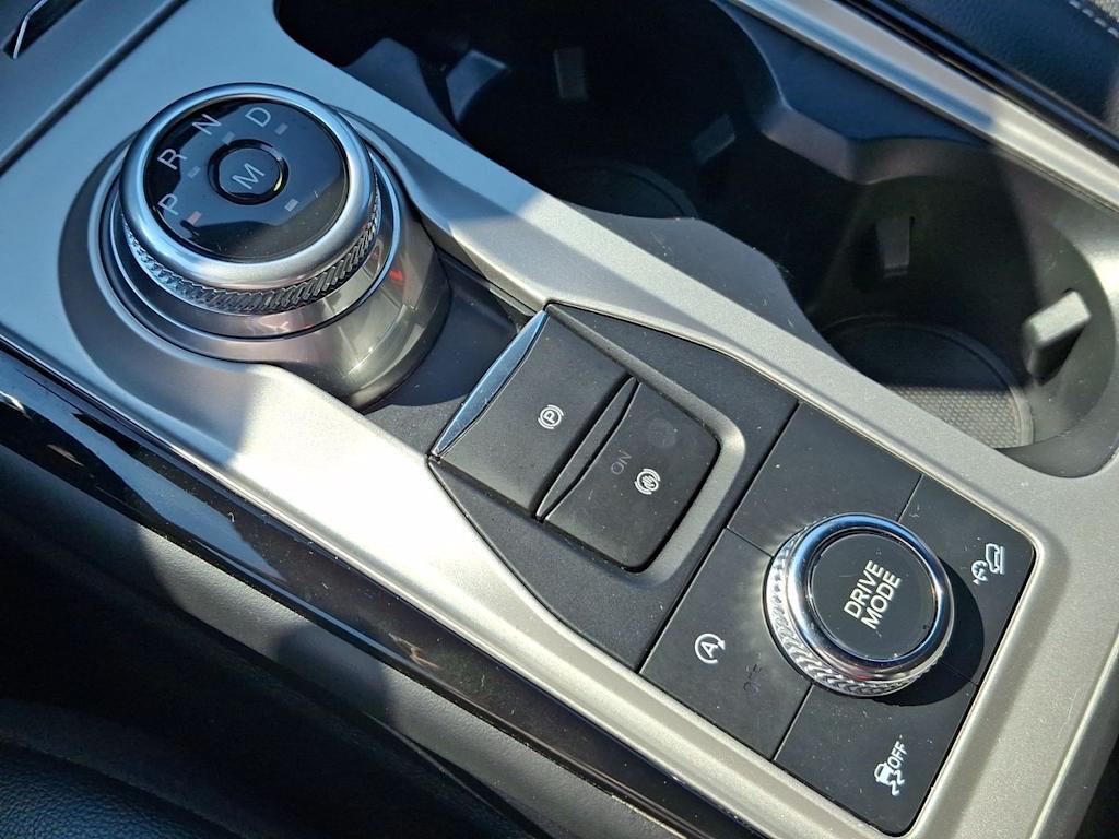 Thumbnail: 2022 Ford Explorer - 13