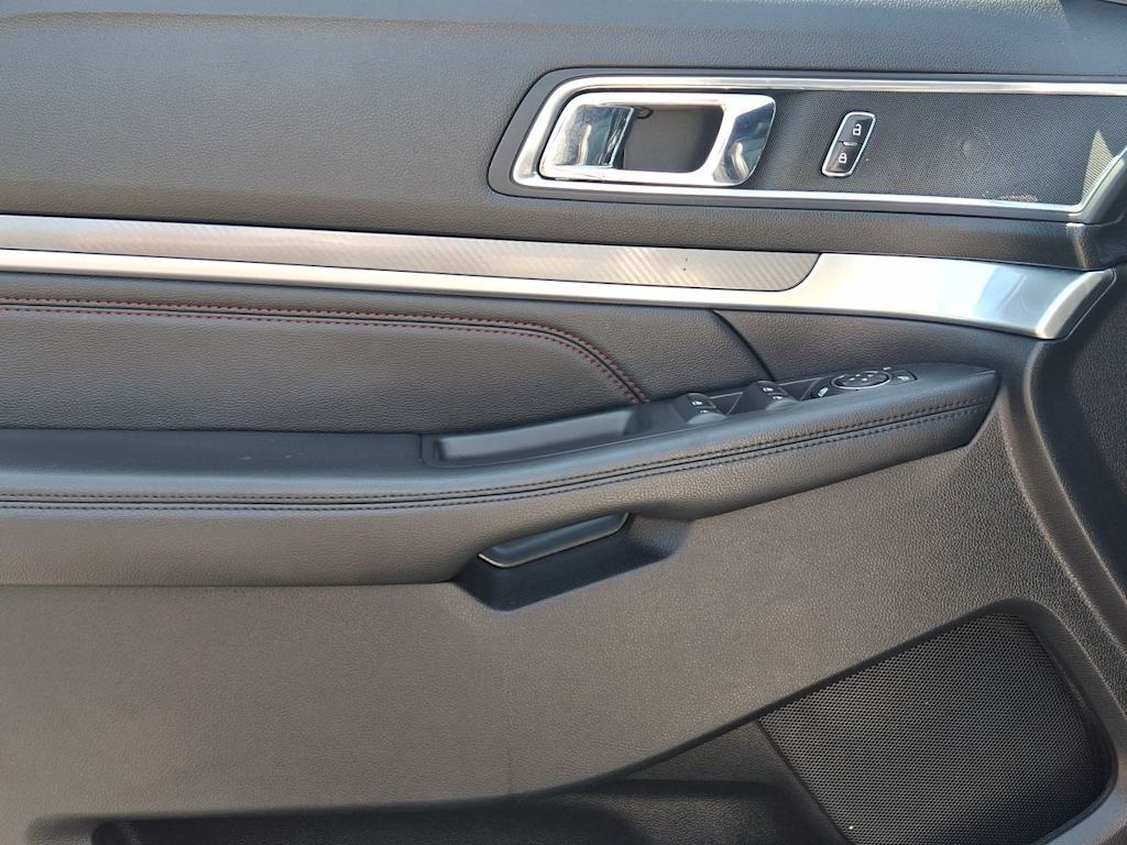 Thumbnail: 2018 Ford Explorer - 24