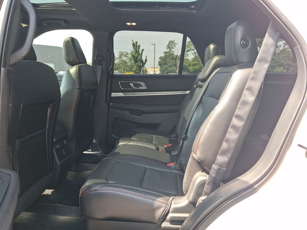Thumbnail: 2018 Ford Explorer - 29