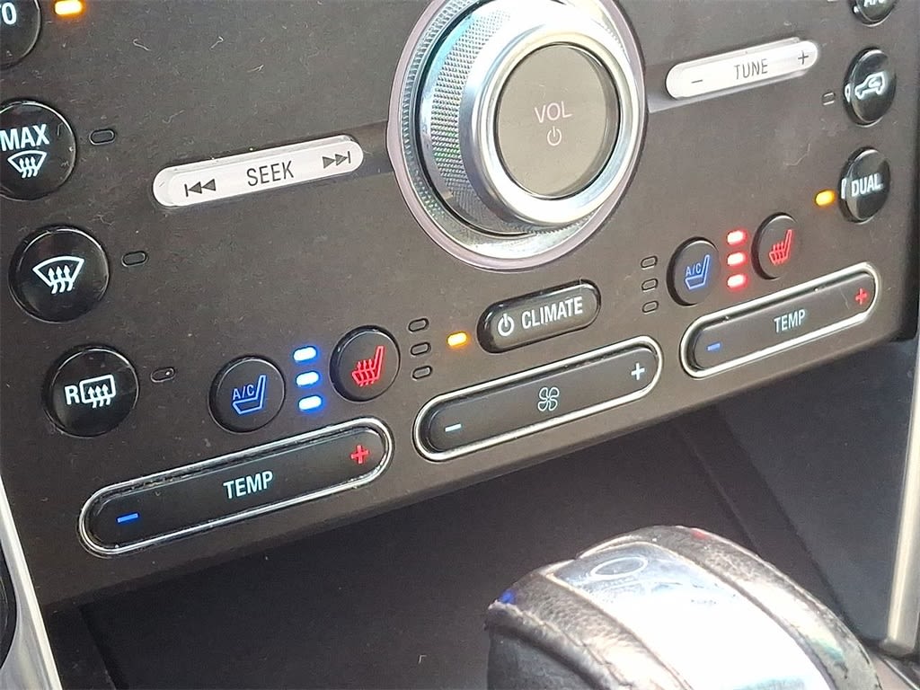 Thumbnail: 2017 Ford Explorer - 28