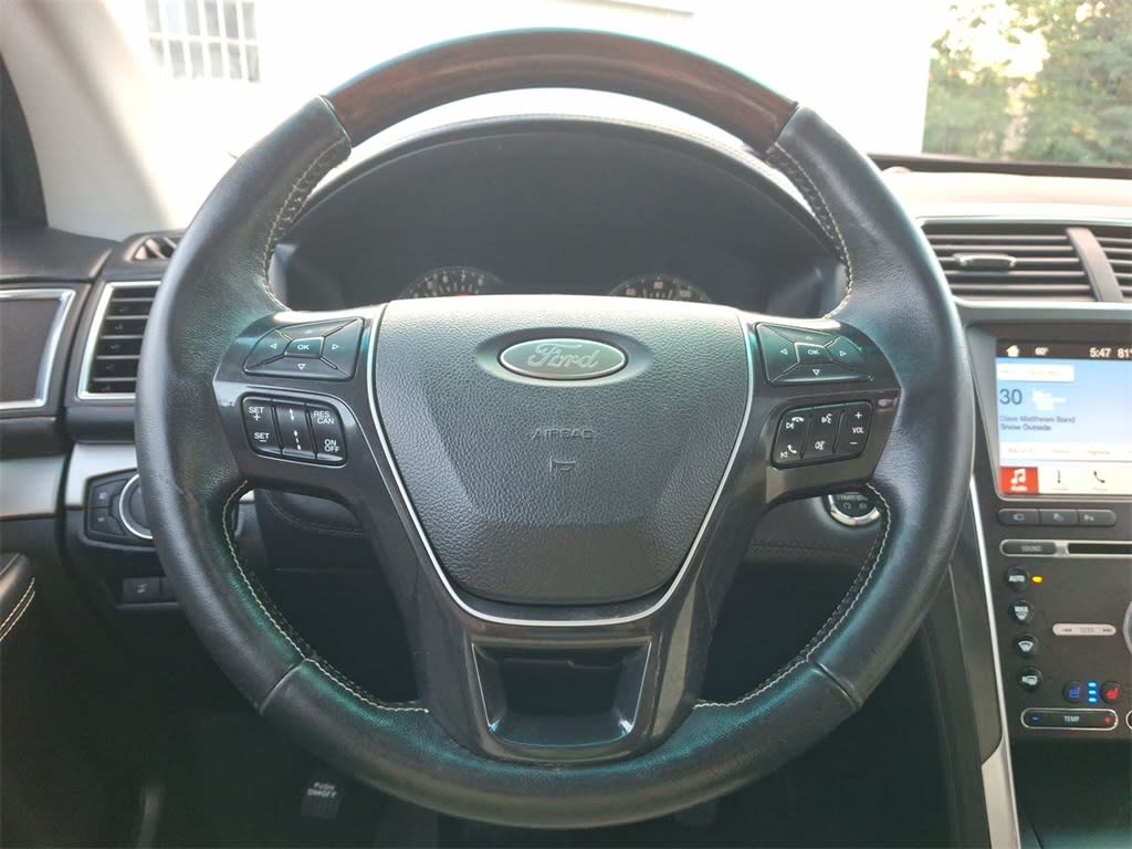 Thumbnail: 2017 Ford Explorer - 10