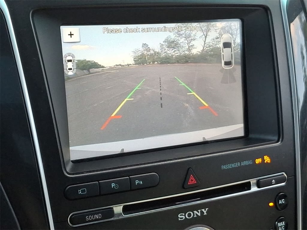 Thumbnail: 2017 Ford Explorer - 25