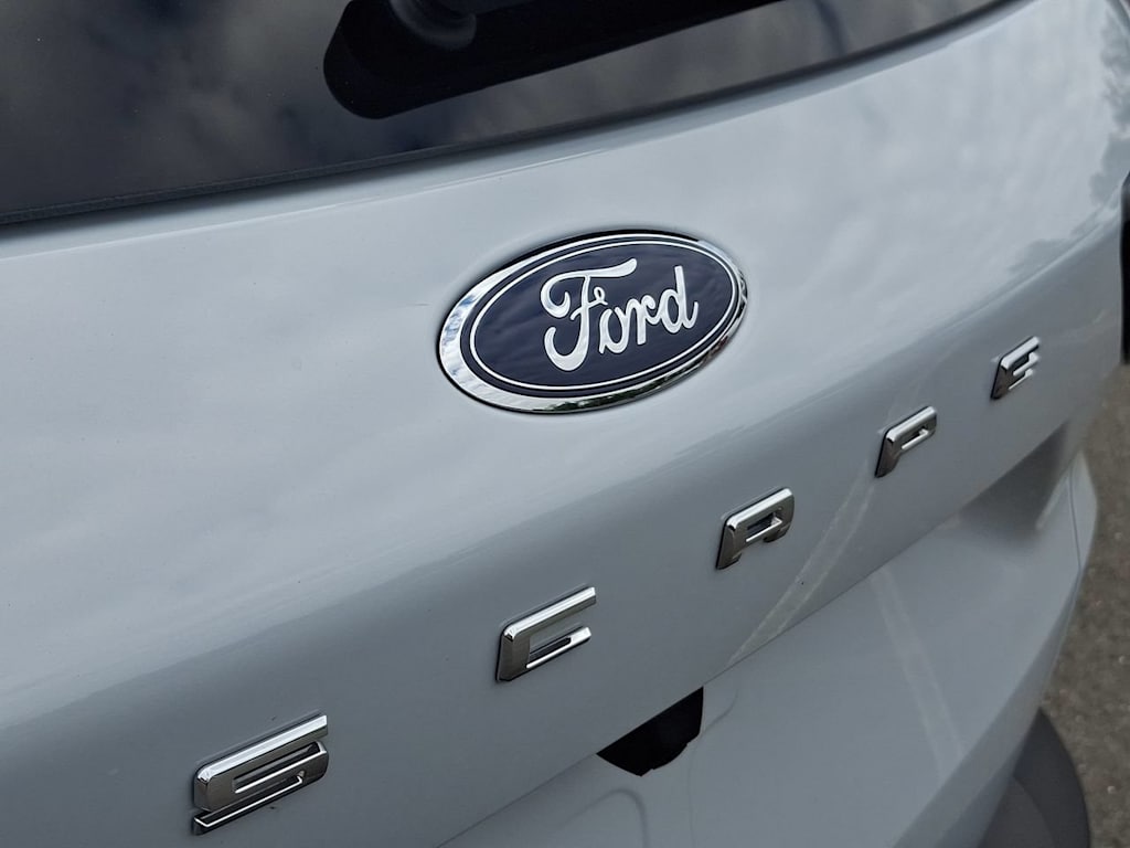 Thumbnail: 2025 Ford Escape - 30