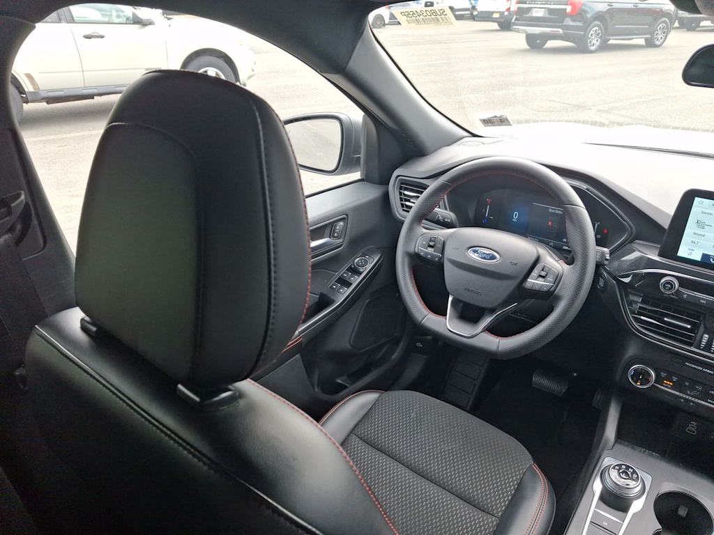 Thumbnail: 2025 Ford Escape - 6