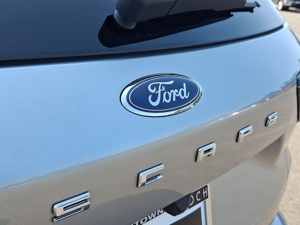 Thumbnail: 2023 Ford Escape - 29