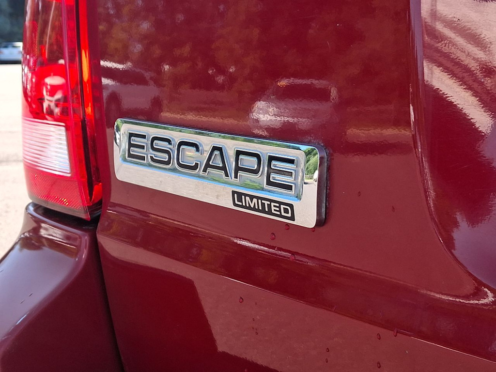 Thumbnail: 2010 Ford Escape - 5