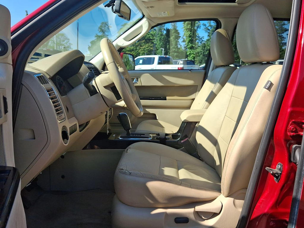 Thumbnail: 2010 Ford Escape - 8