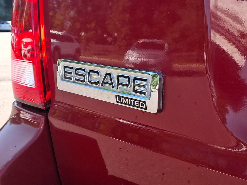 Thumbnail: 2010 Ford Escape - 5