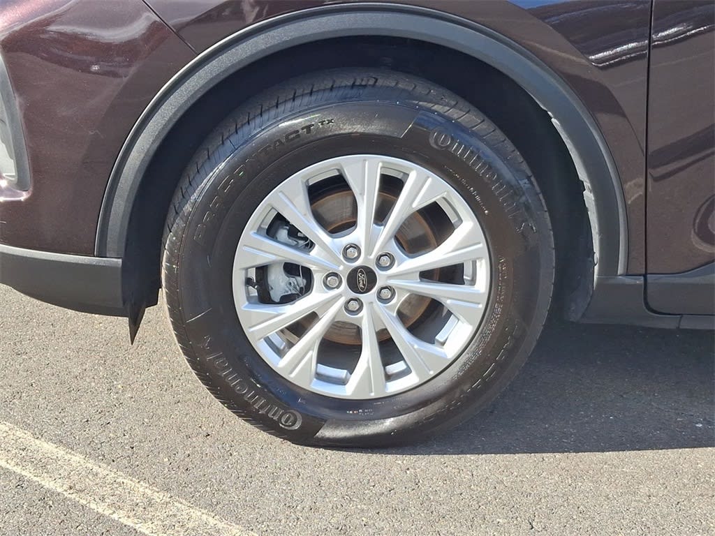 Thumbnail: 2023 Ford Escape - 6