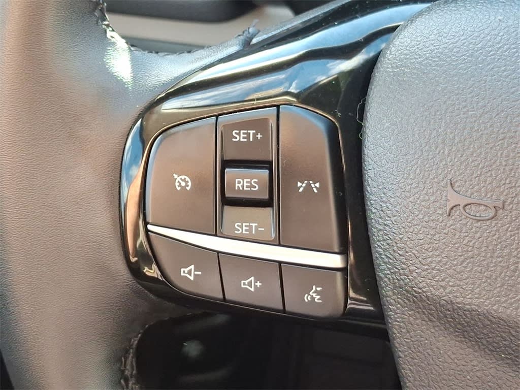 Thumbnail: 2023 Ford Escape - 26