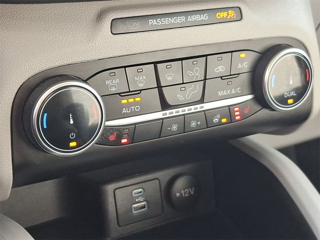 Thumbnail: 2023 Ford Escape - 28