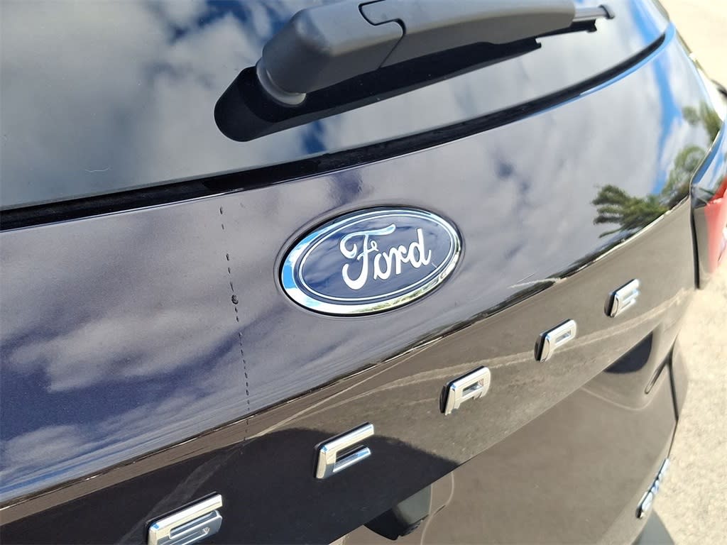 Thumbnail: 2023 Ford Escape - 5