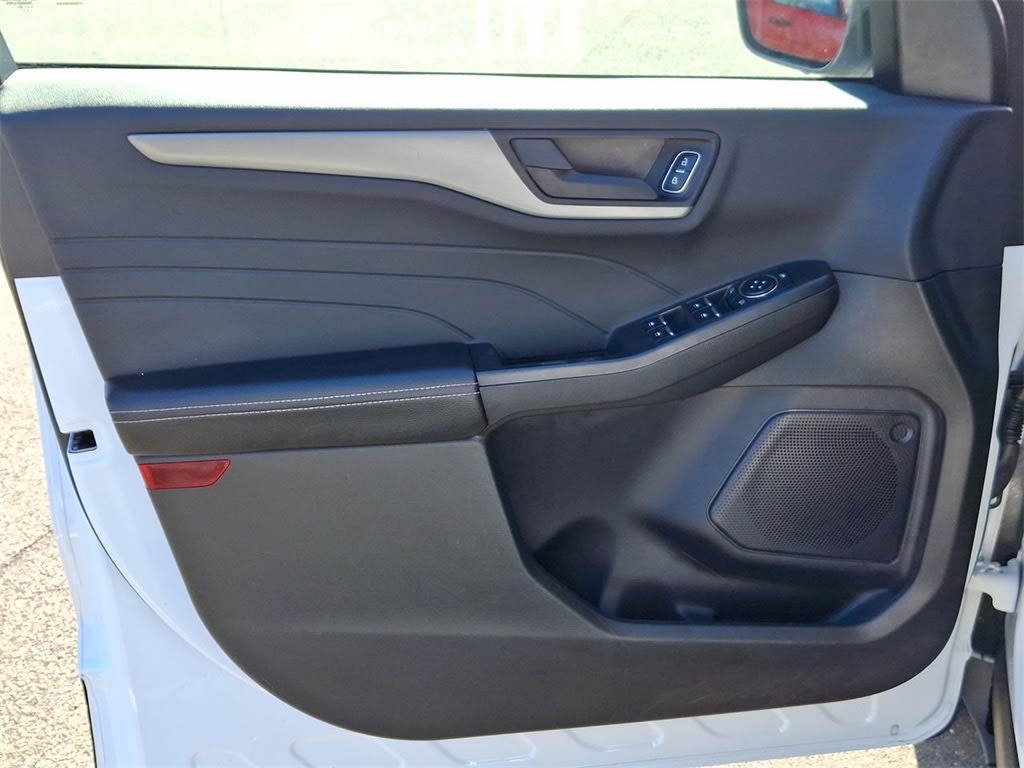 2024 Ford Escape Active 17
