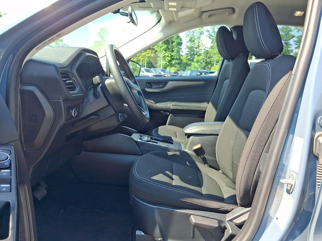 Thumbnail: 2025 Ford Escape - 7