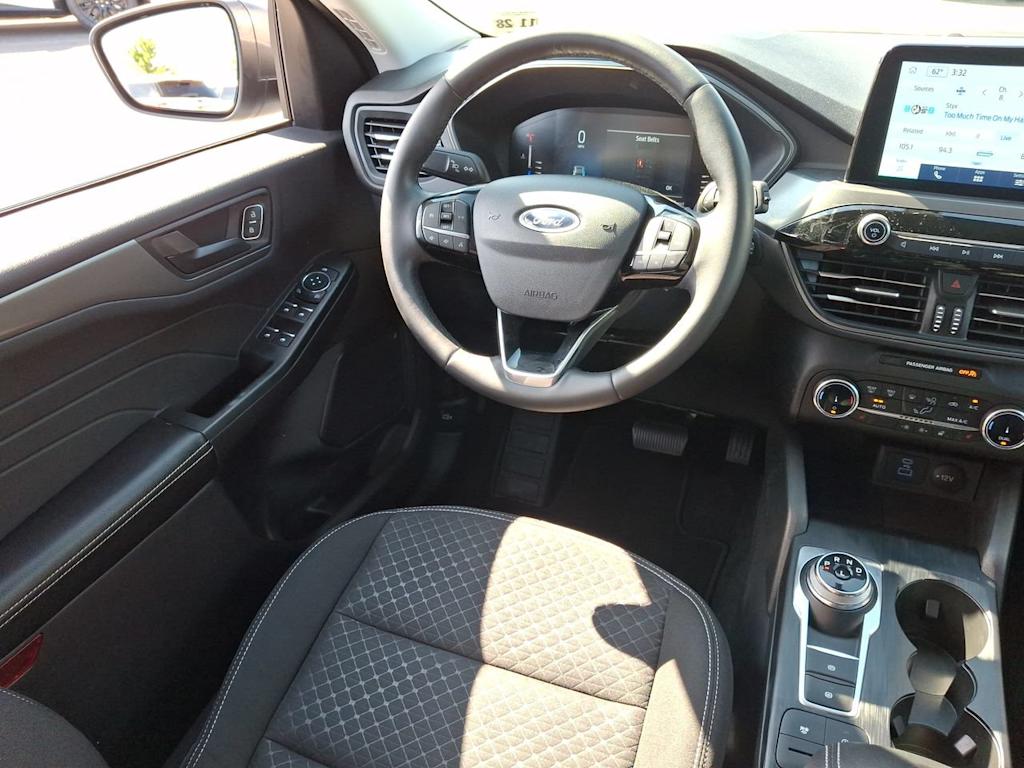 Thumbnail: 2023 Ford Escape - 9