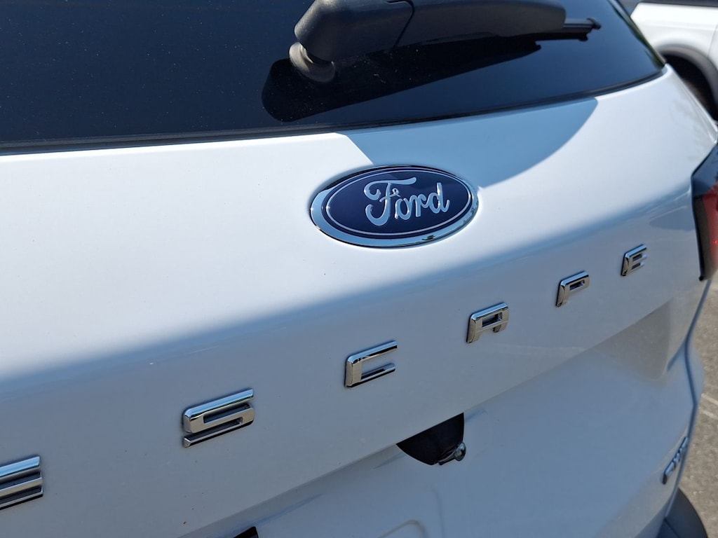 Thumbnail: 2025 Ford Escape - 6