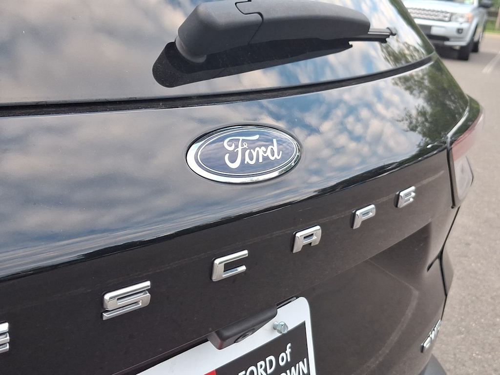 Thumbnail: 2022 Ford Escape - 5