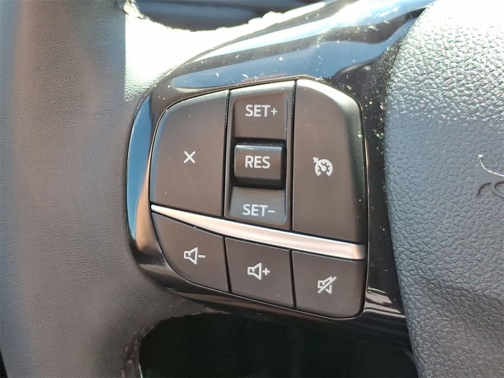 Thumbnail: 2022 Ford Escape - 26