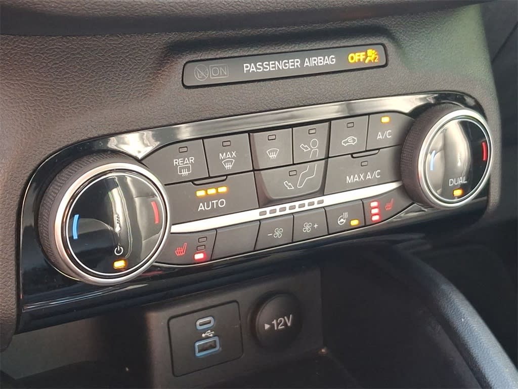 Thumbnail: 2022 Ford Escape - 28