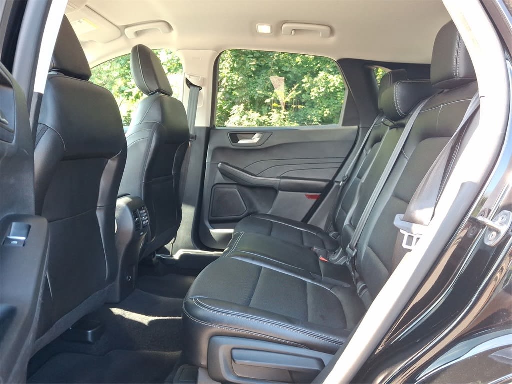 Thumbnail: 2022 Ford Escape - 29