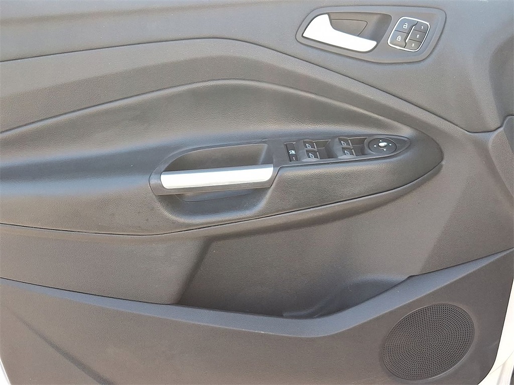 Thumbnail: 2014 Ford Escape - 22