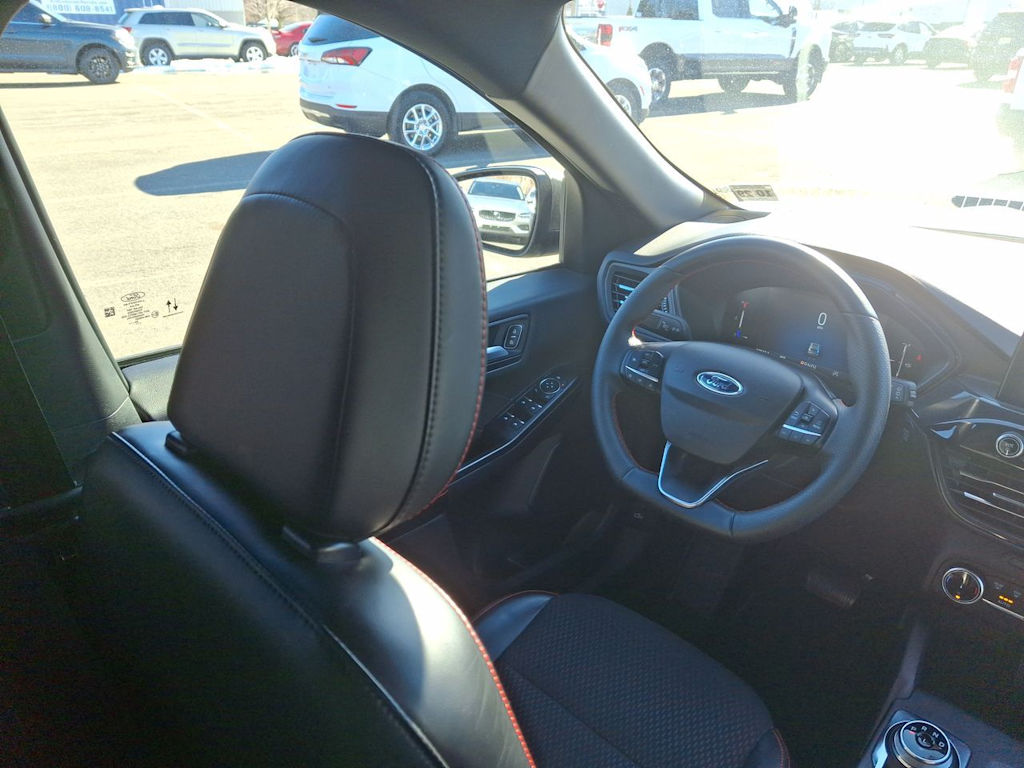 Thumbnail: 2025 Ford Escape - 7