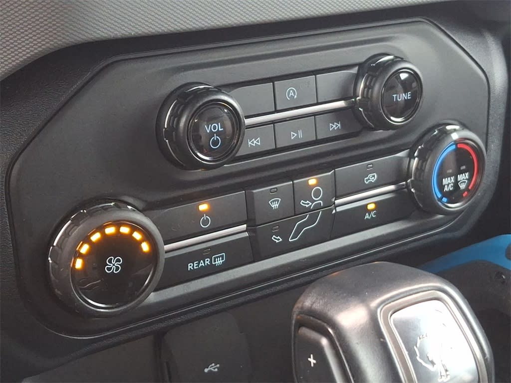 Thumbnail: 2021 Ford Bronco - 26