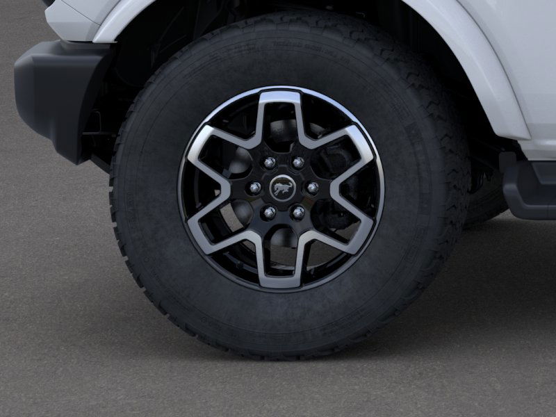 2025 Ford Bronco Outer Banks 6