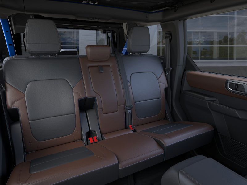 2024 Ford Bronco Outer Banks 9