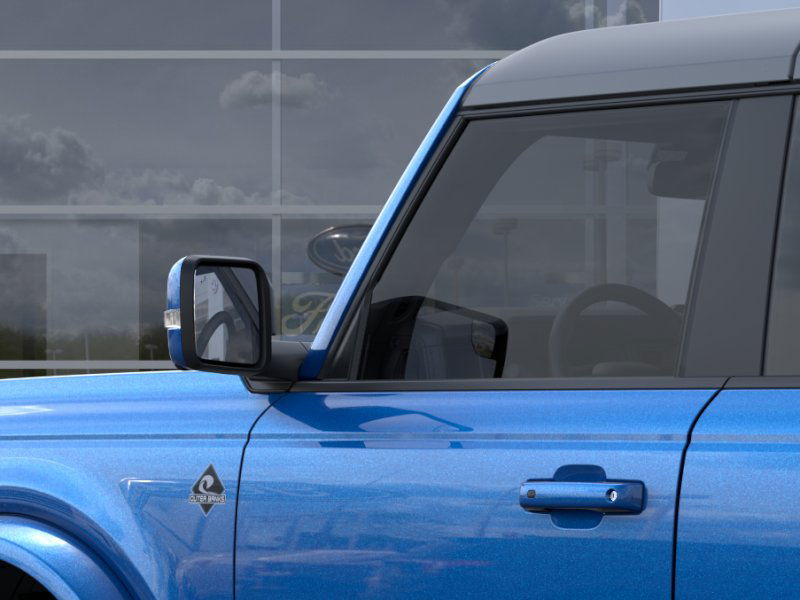 2024 Ford Bronco Outer Banks 23