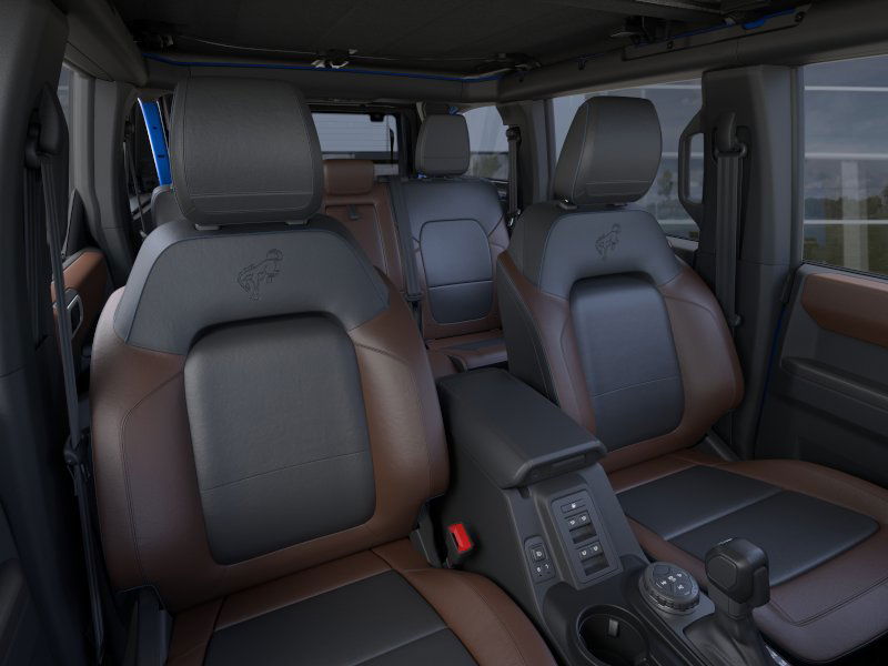 2024 Ford Bronco Outer Banks 7