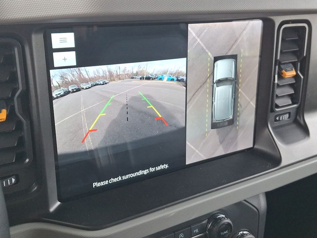 Thumbnail: 2023 Ford Bronco - 24