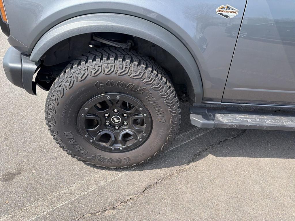 Thumbnail: 2022 Ford Bronco - 25