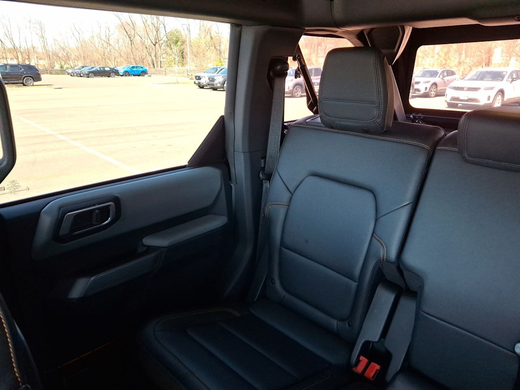 Thumbnail: 2023 Ford Bronco - 9