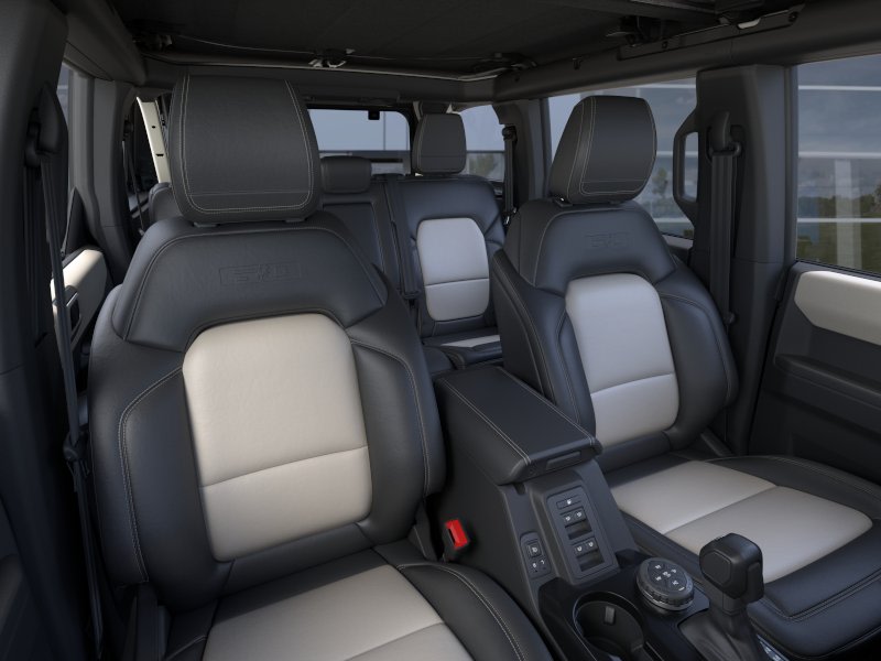 2026 Ford Bronco 4-Door Outer Banks - Photo 7