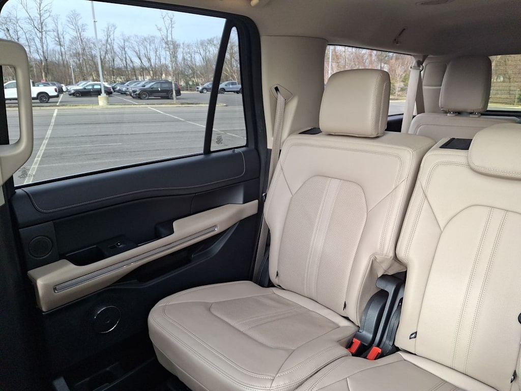 Thumbnail: 2024 Ford Expedition MAX - 10