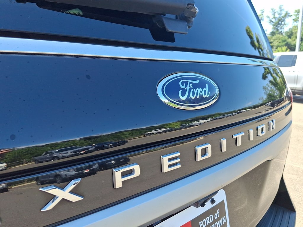Thumbnail: 2024 Ford Expedition - 7