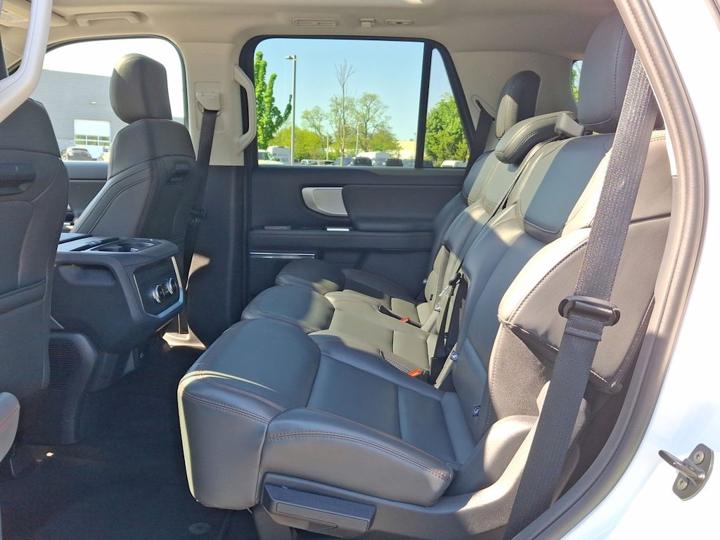 Thumbnail: 2025 Ford Expedition - 29