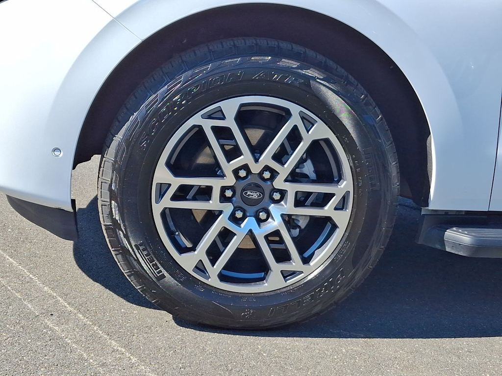 Thumbnail: 2025 Ford Expedition - 6