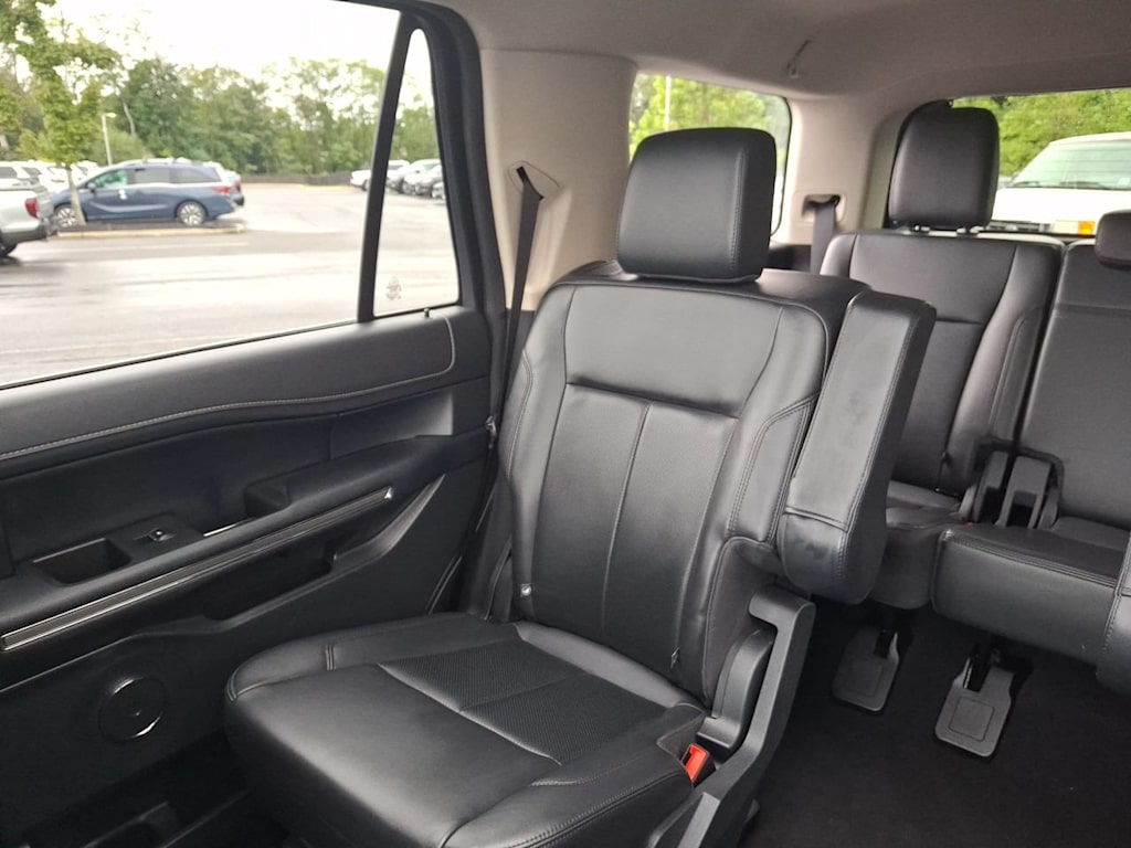 Thumbnail: 2024 Ford Expedition - 10