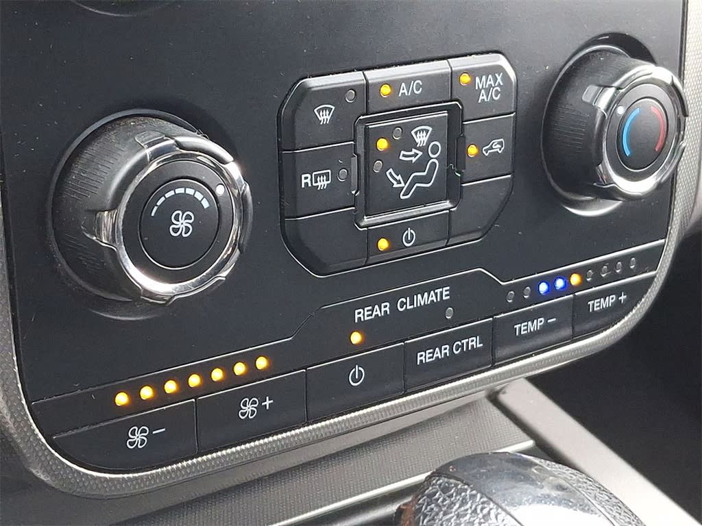 2017 Ford Expedition XLT 21