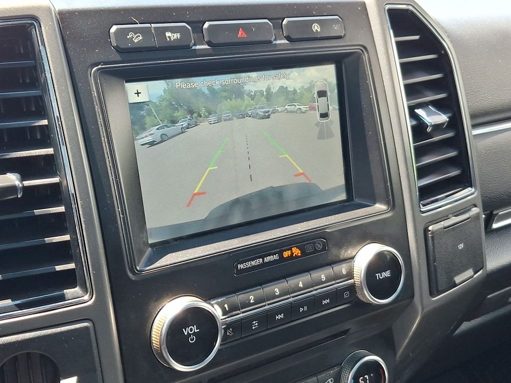 Thumbnail: 2018 Ford Expedition - 25