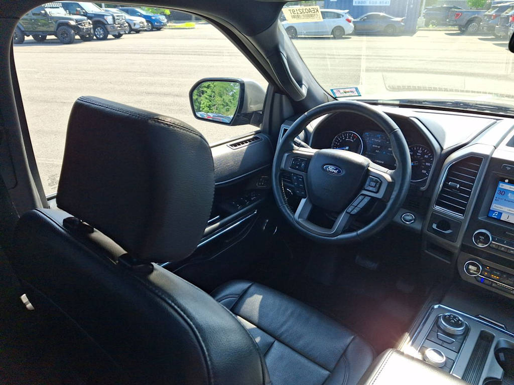 Thumbnail: 2019 Ford Expedition - 10