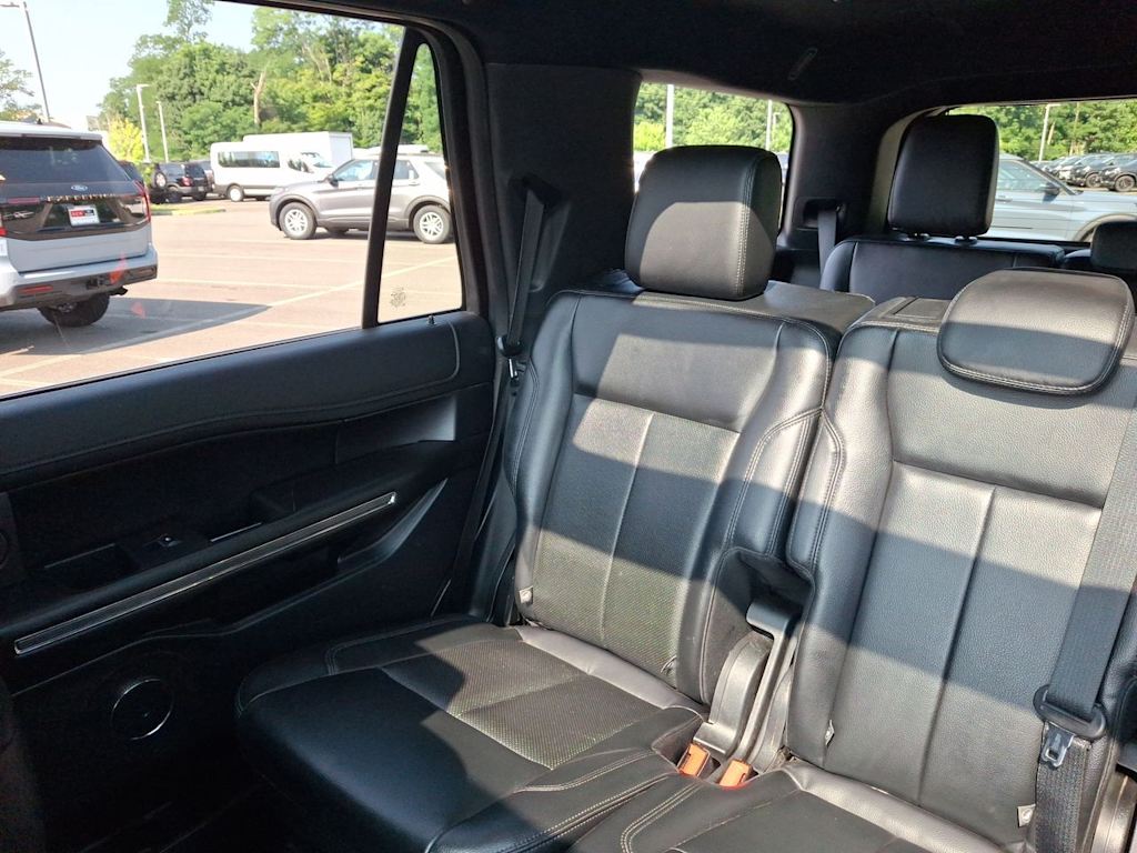 Thumbnail: 2019 Ford Expedition - 9