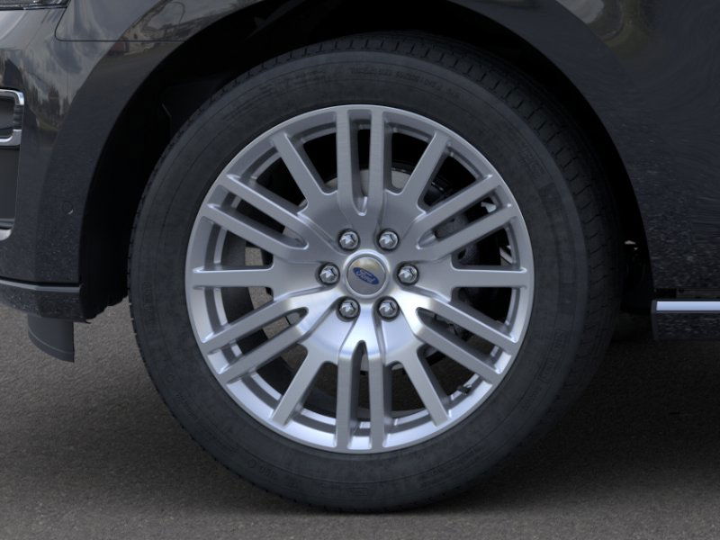 2024 Ford Expedition Platinum 8